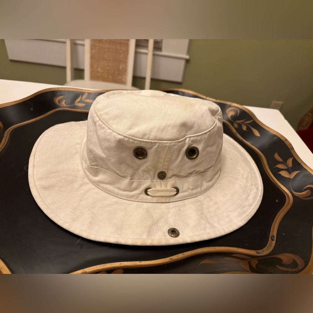 Tilley Endurables Hat Size 7 5/8